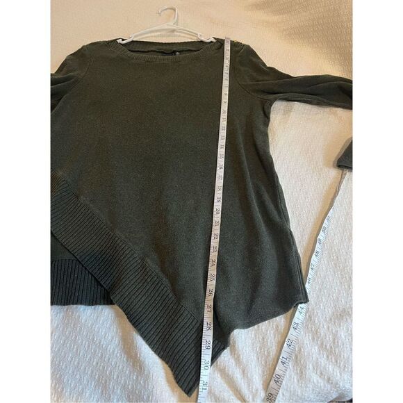 Rafaela Green Sweater with gold buttons on shoulders sharkbite hem asymmetrical - Picture 9 of 10